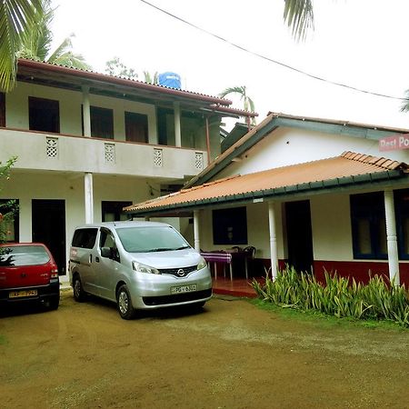 Hotel Rest Point Unawatuna Exterior foto